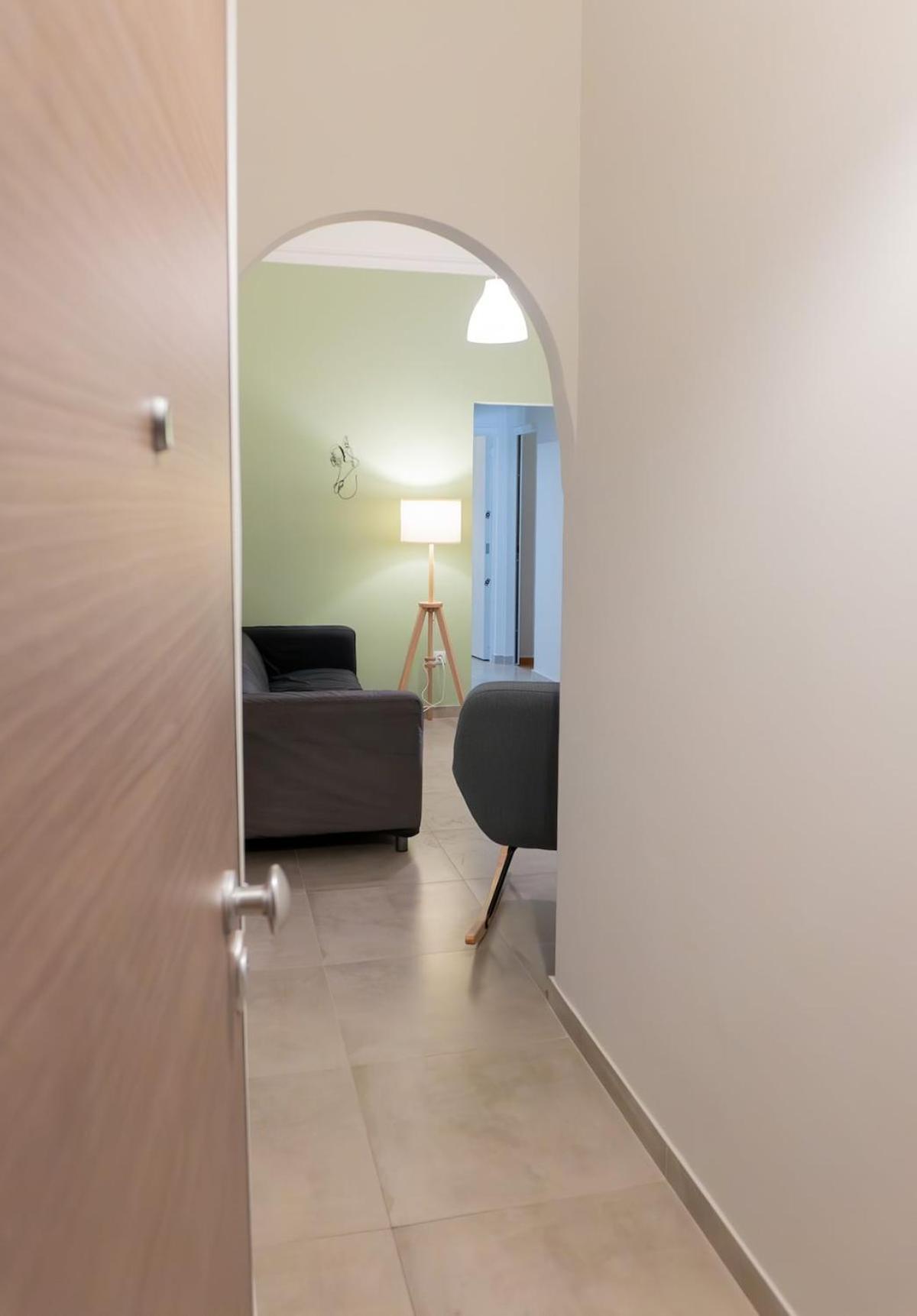 50 Steps Metro Kato Patisia Renovated Athens Apt 外观 照片