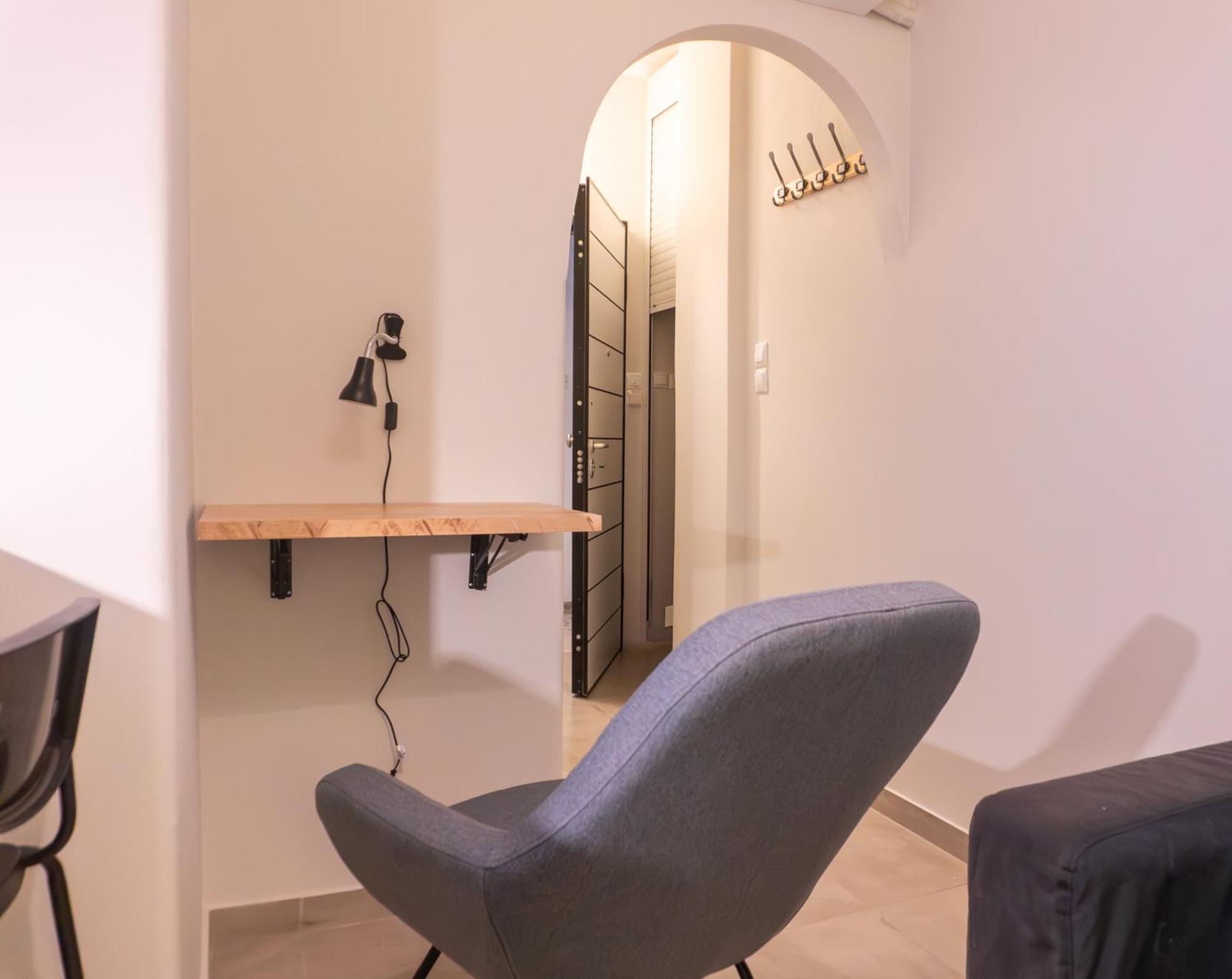 50 Steps Metro Kato Patisia Renovated Athens Apt 外观 照片